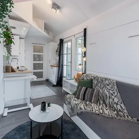 La Terrasse, Vue Sur Les Toits De Montpellier Apartamento Exterior foto